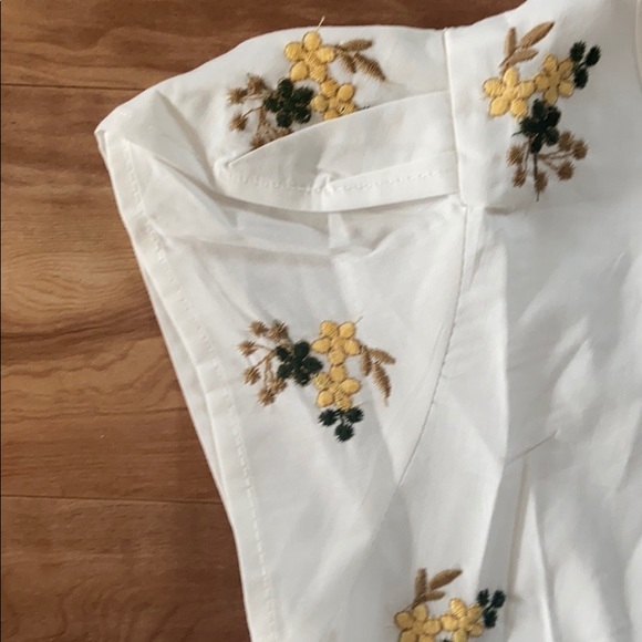 SHEIN Flower All Over  Embroidered Cotton Blouse - Picture 6 of 12